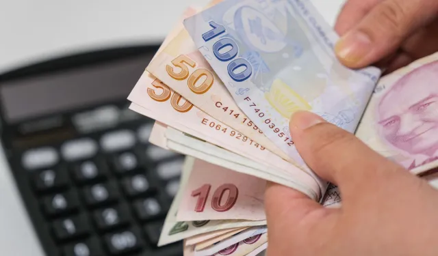 Emeklilere bayram ikramiyesi ödemeleri bugün başladı