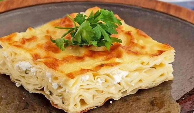 Bu böreği yiyen herkes el açması sandı! Meğer sırrı buymuş: İşte Efsane Yalancı Su Böreği tarifi
