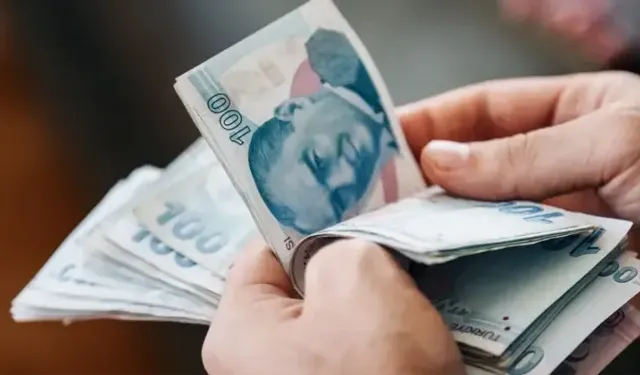 Emeklilere Çifte Bayram! 2025 İkramiyesi Ne Zaman Yatacak? İşte İlk Detaylar!