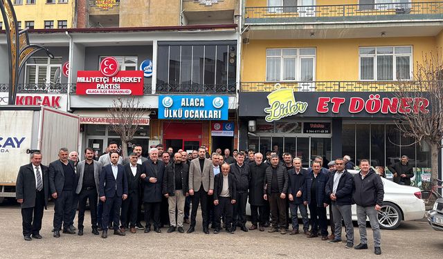 Alaca'daki köy muhtarları sorunlarını MHP'ye aktardı