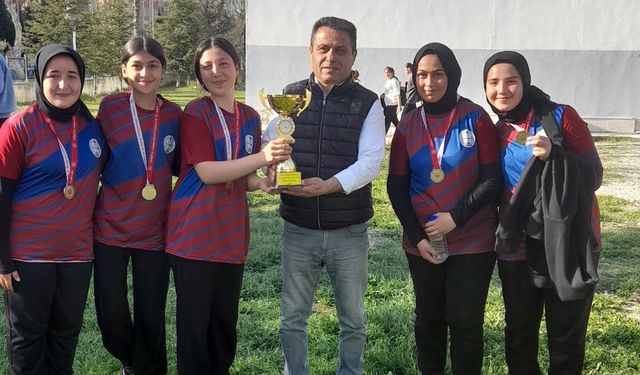 Osmancık Akören Şehit Erol Keskin Ortaokulu Bocce’de birinci