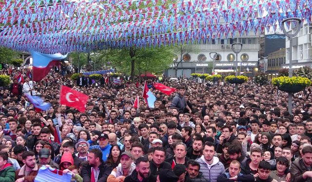 Trabzonspor U19 Finalde Barcelona'ya Direndi, Avrupa İkinciliğini Aldı