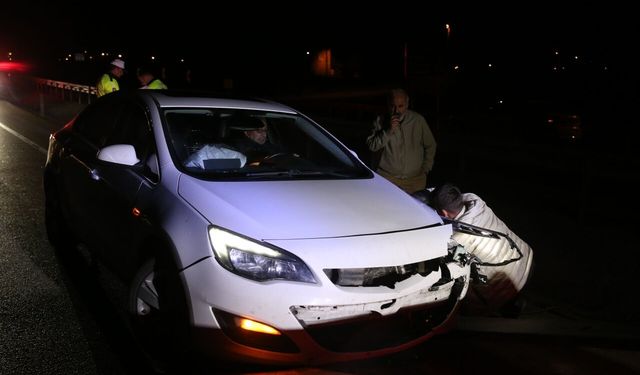 Tokat'ta devrilen otomobilin sürücüsü yaralandı