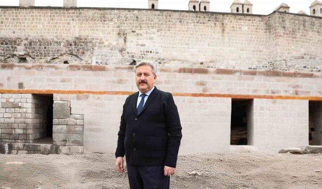 Melikgazi’nin modern yapısı tarihi dokuyla harmanlanıyor