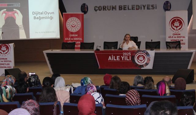 Bağımlılık üzerine farkındalık söyleşisi düzenlendi