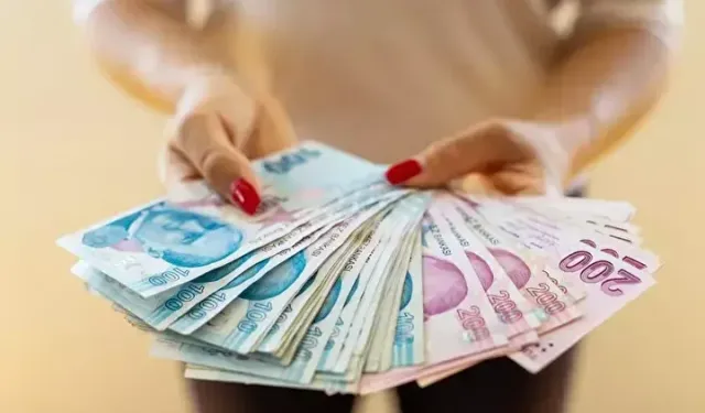 Ev hanımları emekli olabilecek mi, ne zaman yürürlüğe giriyor, ev hanımlarına emeklilik Meclis’ten geçti mi?