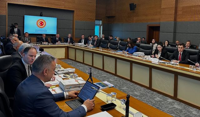 TCDD KİT Komisyonu Toplantısı'nda 150 milyonluk avukat tartışması