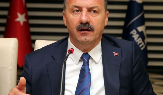 Anahtar Parti Genel Başkanı Ağıralioğlu, Tokat'ta basın toplantısı düzenledi