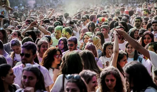 Türkiye’nin nüfusu 85,8 milyonu geçti: İlk yarı verilerinden dikkat çeken detaylar
