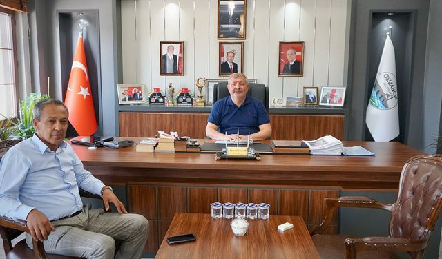 Yenipazar Belediye Başkanı İlhan Özden’den dost ziyareti