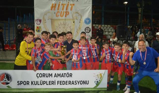 Çorum’da futbol şöleni sona erdi: Hitit Cup’ta zirve Niğde FK’nın oldu