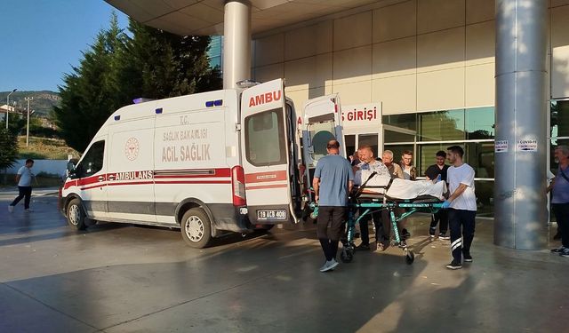 Çorum’da sokak ortasında silahlı saldırı: Evinden çıkarken hedef oldu