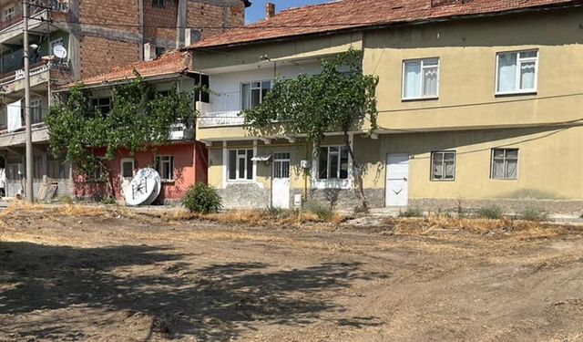 Osmancık’ta yangına karşı önlem: Boş arsalar tek tek temizleniyor