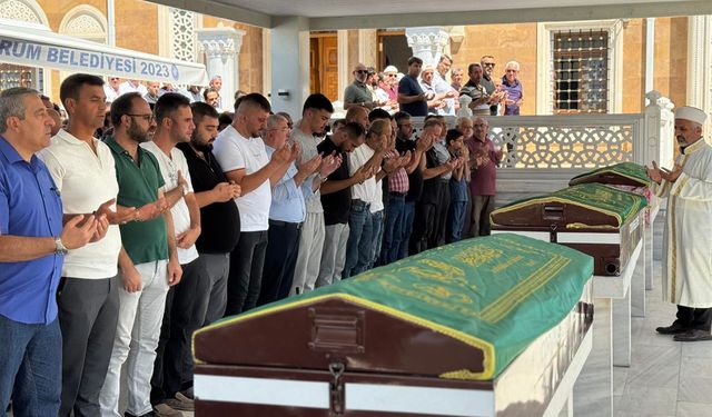 Çorum'da üzücü kaza sonucu hayatını kaybeden anne ve oğlu toprağa verildi