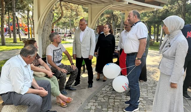 AK Parti İl Başkanı Yakup Alar, Pirbaba Parkı’nda vatandaşlarla buluştu