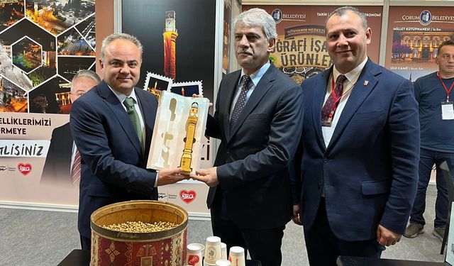 Fuarın yıldızı oldu! Önünde kuyruklar oluştu: O lezzeti tadan bir daha istedi...