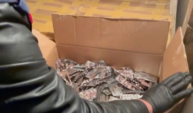 20 bin 160 sentetik ecza ele geçirildi