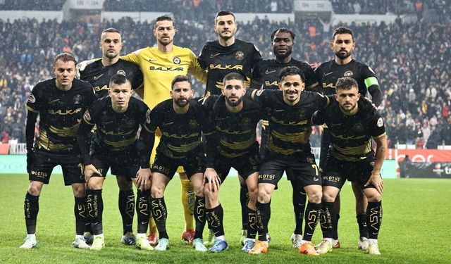 Çorum FK evinde ilk kez yıkıldı!