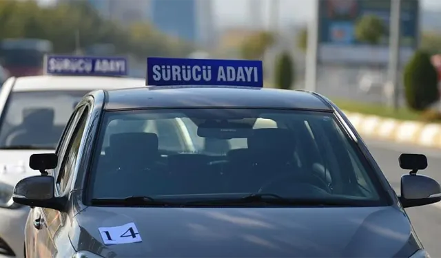 Ehliyet alacaklar bunu sakın kaçırmayın! MEB direksiyon sınavı kurallarını tamamen değiştirdi!