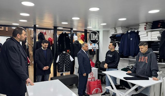 İl Başkanı Alar’dan Zafer Çarşısı’na esnaf ziyareti