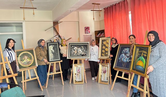 Çorum’da kadınlar sanata üretimle tutundu