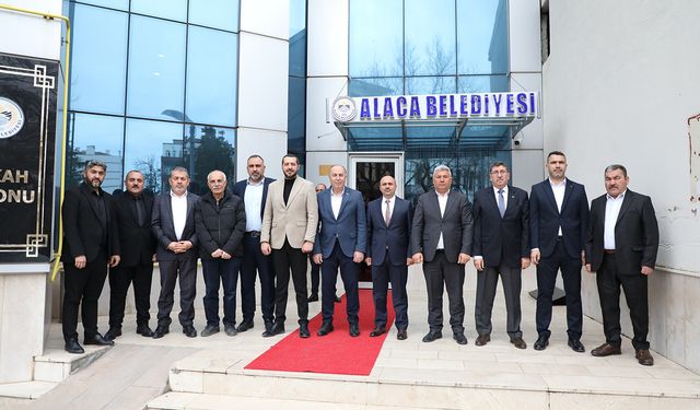 Alaca Belediyesi’nde MHP heyeti ağırlandı