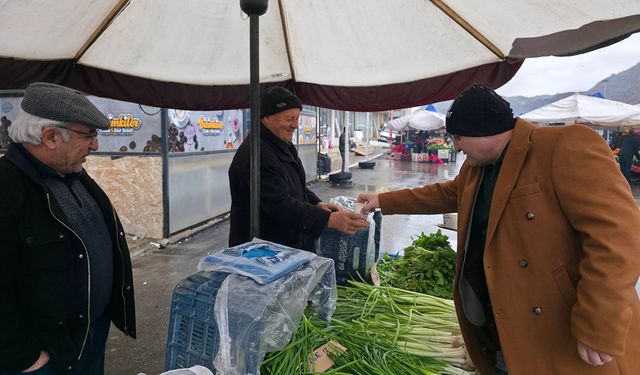 Çorum'un bu ilçesinde sabahın erken saatlerinde başlıyor. Pazarın ilgi odağı, gören almadan dönmüyor