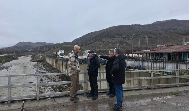 Bayat Çayı’nda hasar tespit çalışmaları yerinde incelendi