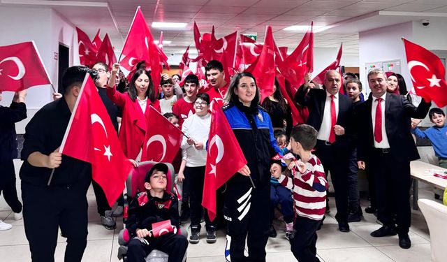 Çorum’da Özel Öğrencilerle “Bayrak Şenliği” coşkusu