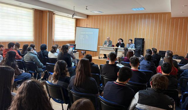 Sergi ve Sanat Söyleşilerinin ilk programı yapıldı
