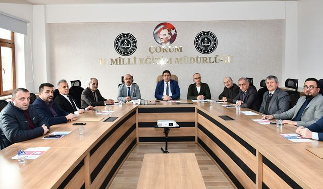 Ortaokul müdürleriyle değerlendirme toplantısı yapıldı