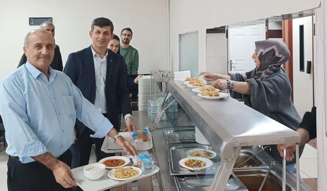 Gençlik ve Spor personeline öğle yemeği hizmeti