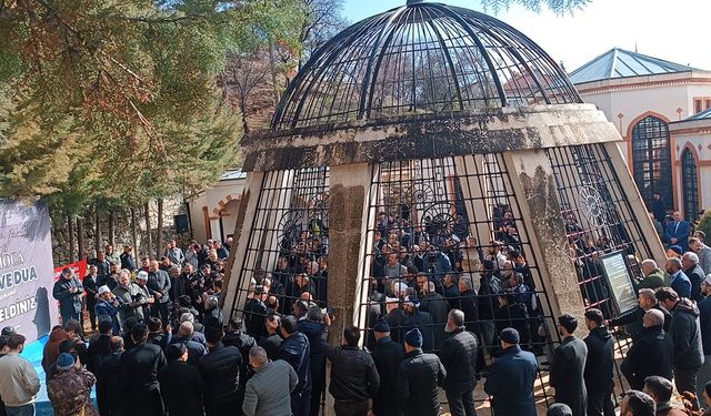 İskilipli Atıf Hoca kabri başında anıldı