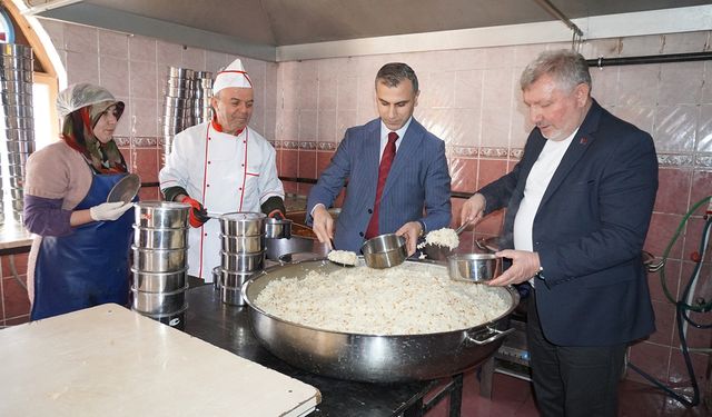 Osmancık’ta her gün 1500 kişiye sıcak yemek