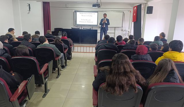 Osmancık’ta gençlere rehberlik eden seminer