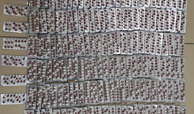 Çorum’da 2 bin 684 sentetik ecza ele geçirildi