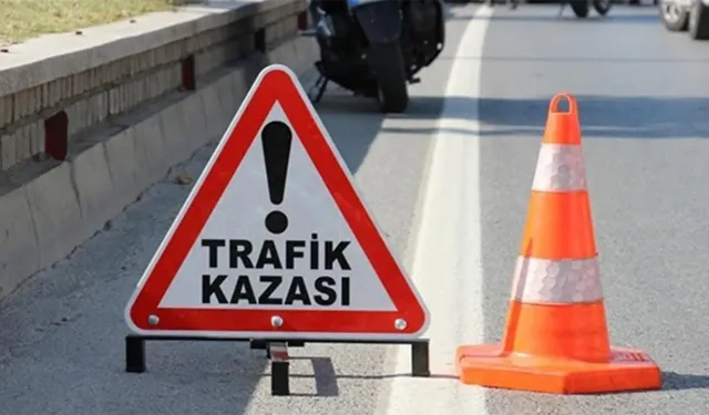 Buharaevler’de feci kaza: 3 kişi yaralandı