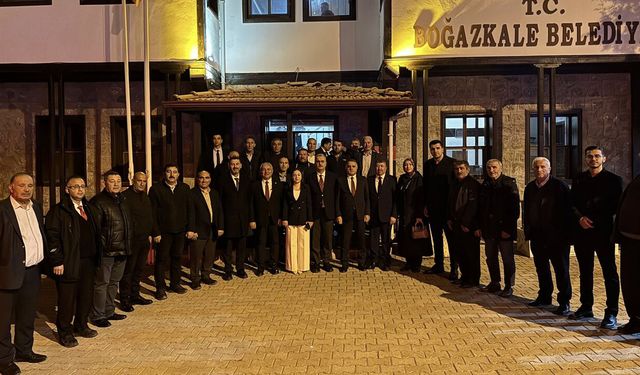 AK Parti heyeti Boğazkale’de vatandaşlarla buluştu