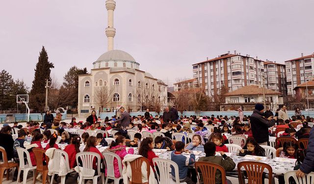 Osmancık İlçe Müftülüğü’nden miniklere tekne orucu iftarı
