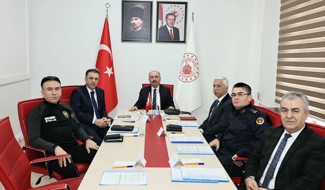 Çorum Valiliği’nde asayiş toplantısı düzenlendi
