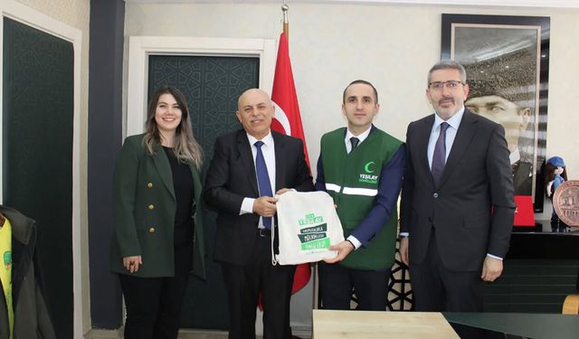 Yeşilay heyetinden Kaymakam Polat'a ziyaret
