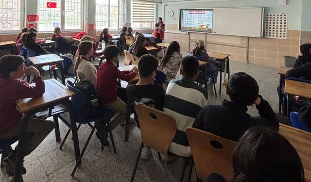 Boğazkale’de öğrencilere akran ve siber zorbalık eğitimi