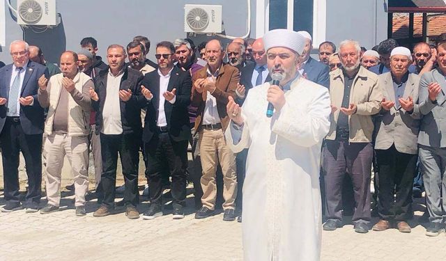 Köprüalan köyünde yağmur ve şükür duası yapıldı