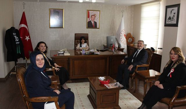 Dodurga’da 23 Nisan törenleri ve temsili makam devri gerçekleştirildi