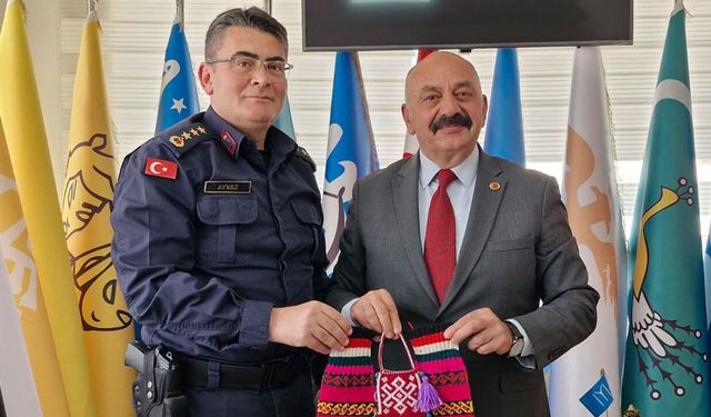 Albay Ayvaz’dan Başkan İsbir’e nezaket ziyareti