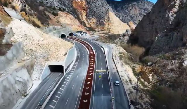 Kaymakamlık bu video ile paylaştı: Açılışı yapılıyor