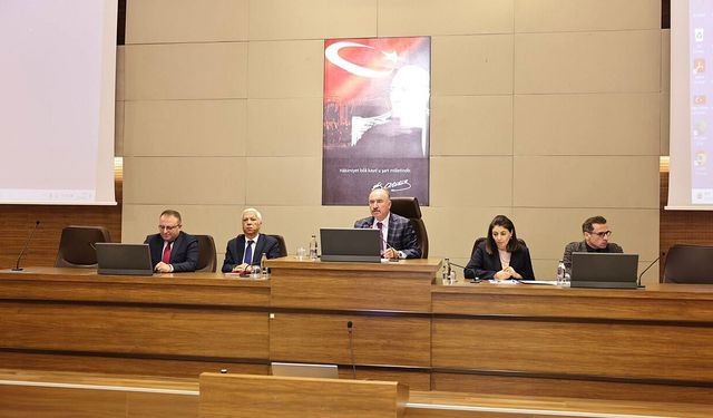 Kamu hizmetlerinde verimlilik ve koordinasyon masada