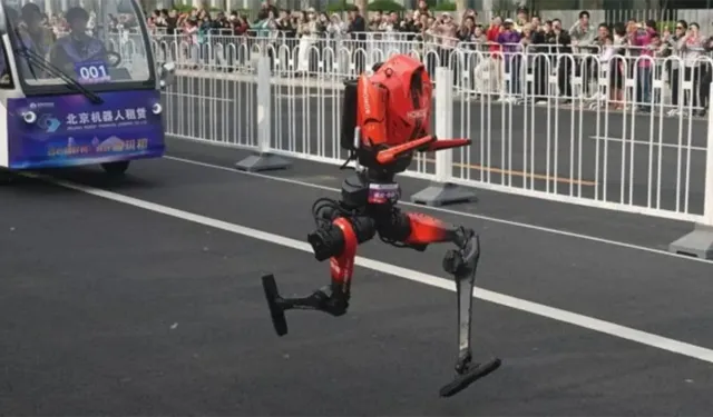İnsansı robot yarı maratonda dünya rekoru kırdı!