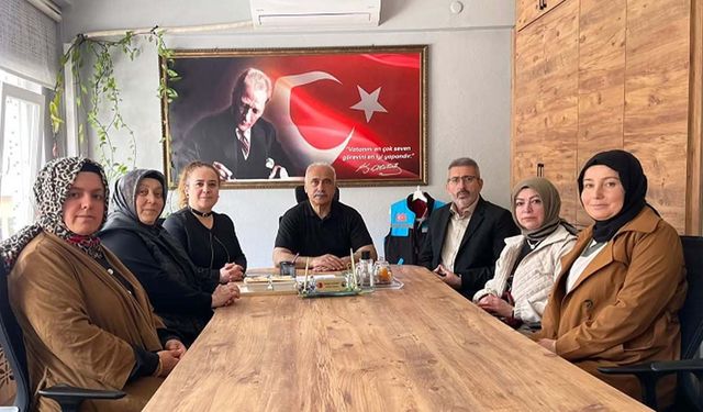 AK Kadınlar İskilip’te belediyeyi ziyaret etti