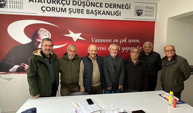 Yılların öğretmenleri Çorum’da yeniden bir araya geliyor